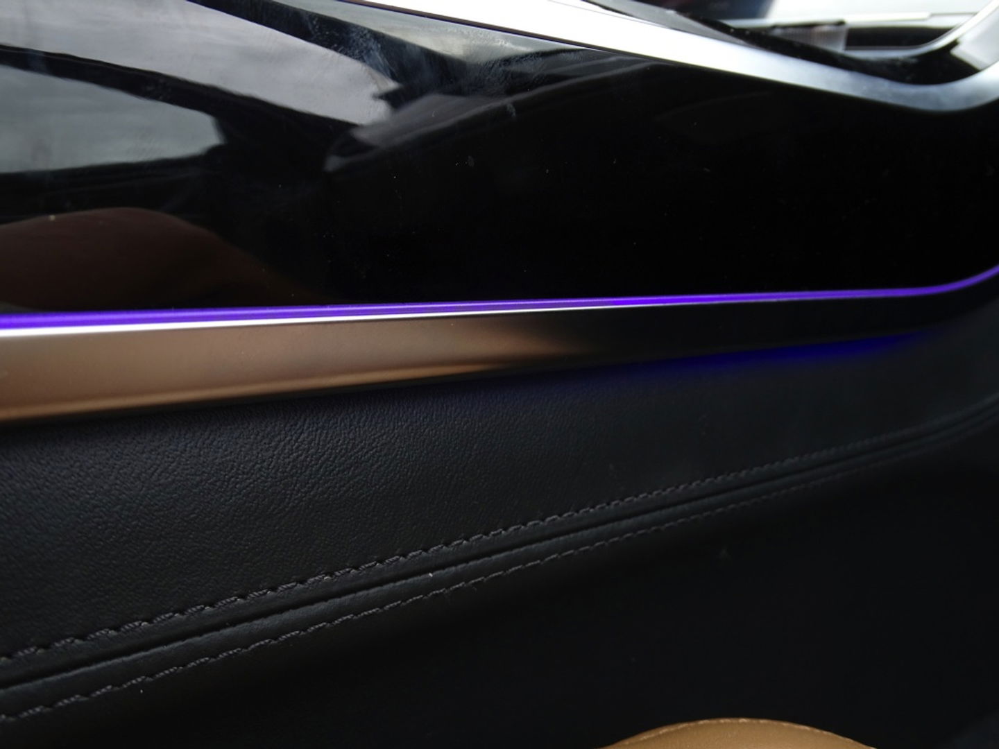 Audi A8 60 TFSIe LANG 449PK Quattro / Audi Exclusive / Laser / B&O