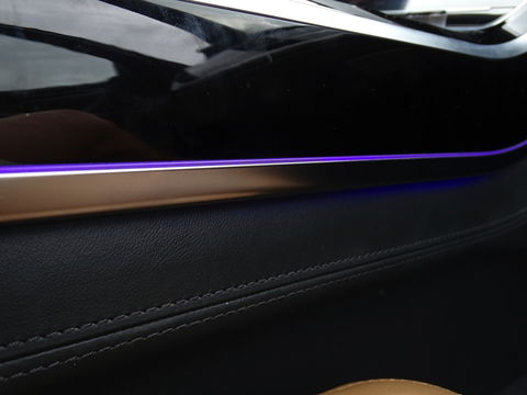 Audi A8 60 TFSIe LANG 449PK Quattro / Audi Exclusive / Laser / B&O
