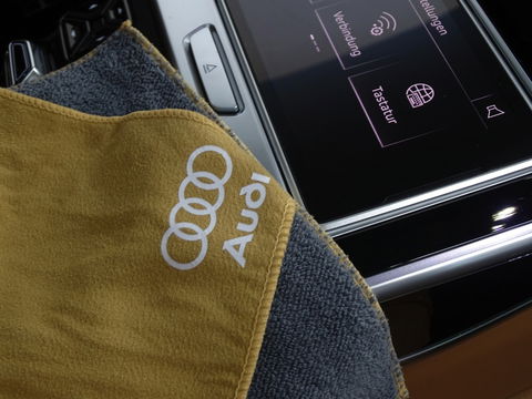 Audi A8 60 TFSIe LANG 449PK Quattro / Audi Exclusive / Laser / B&O