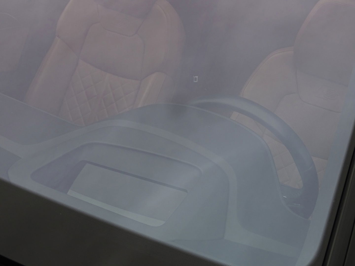 Audi A8 60 TFSIe LANG 449PK Quattro / Audi Exclusive / Laser / B&O