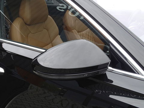 Audi A8 60 TFSIe LANG 449PK Quattro / Audi Exclusive / Laser / B&O