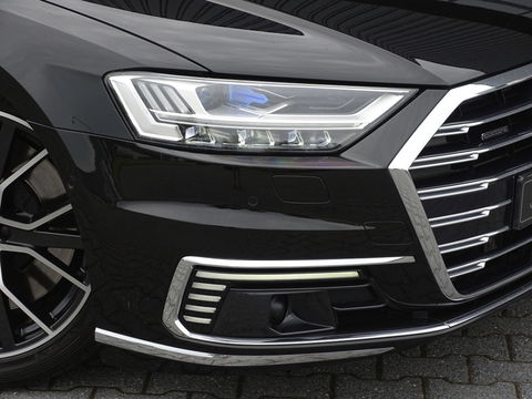 Audi A8 60 TFSIe LANG 449PK Quattro / Audi Exclusive / Laser / B&O