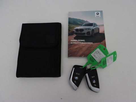 BMW X1 xDrive25e eDrive Edition | Leder | Head-Up | Stoelverwarming | Full LED | Navigatie | Climate control | Parkeerhulp | Cruise control | DAB