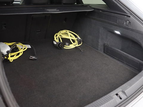 Volkswagen Arteon 1.4 TSI eHybrid R-Line | Panoramadak | Leder | Head-Up | Stoelverwarming | 360 Camera | Matrix LED | Massage | Park Assist | Sportstoelen | Keyless | Achterbankverwarming | Carplay | PHEV