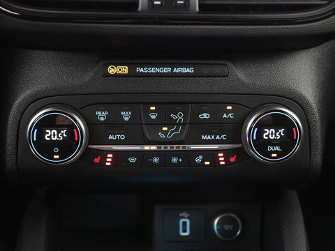 Ford Focus 2.0 EcoBlue ST Line | Stoel & stuurverwarming | Trekhaak | Adaptive cruise | Camera | Full LED | Keyless | B&O Sound | Navigatie | Carplay