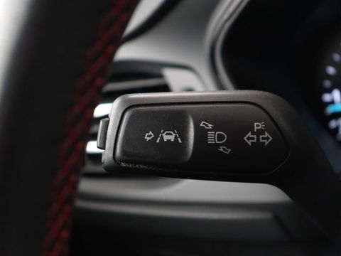 Ford Focus 2.0 EcoBlue ST Line | Stoel & stuurverwarming | Trekhaak | Adaptive cruise | Camera | Full LED | Keyless | B&O Sound | Navigatie | Carplay