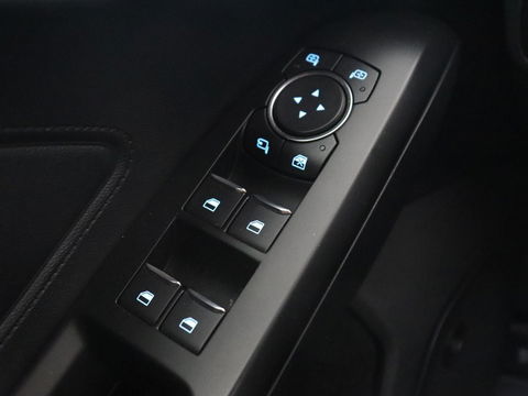 Ford Focus 2.0 EcoBlue ST Line | Stoel & stuurverwarming | Trekhaak | Adaptive cruise | Camera | Full LED | Keyless | B&O Sound | Navigatie | Carplay