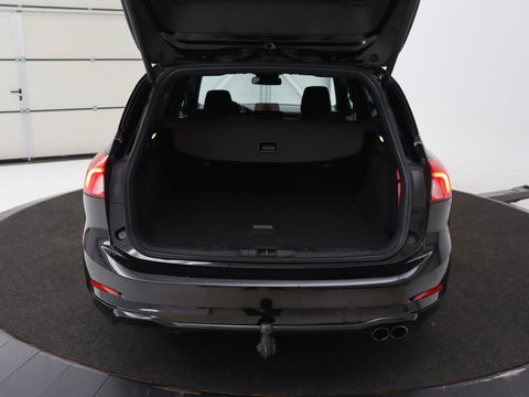 Ford Focus 2.0 EcoBlue ST Line | Stoel & stuurverwarming | Trekhaak | Adaptive cruise | Camera | Full LED | Keyless | B&O Sound | Navigatie | Carplay