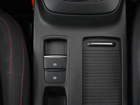 Ford Focus 2.0 EcoBlue ST Line | Stoel & stuurverwarming | Trekhaak | Adaptive cruise | Camera | Full LED | Keyless | B&O Sound | Navigatie | Carplay