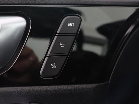 Kia Ceed 1.6 GDI PHEV DynamicPlusLine | Stoel & stuurverwarming | Adaptive cruise | Memory | Camera | Carplay | Full LED | Achterbankverwarming | Navigatie | Keyless