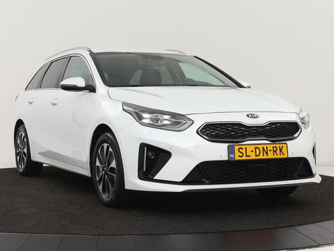 Kia Ceed 1.6 GDI PHEV DynamicPlusLine | Stoel & stuurverwarming | Adaptive cruise | Memory | Camera | Carplay | Full LED | Achterbankverwarming | Navigatie | Keyless