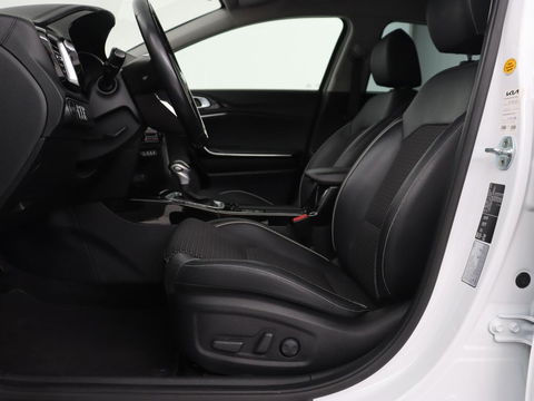 Kia Ceed 1.6 GDI PHEV DynamicPlusLine | Stoel & stuurverwarming | Adaptive cruise | Memory | Camera | Carplay | Full LED | Achterbankverwarming | Navigatie | Keyless