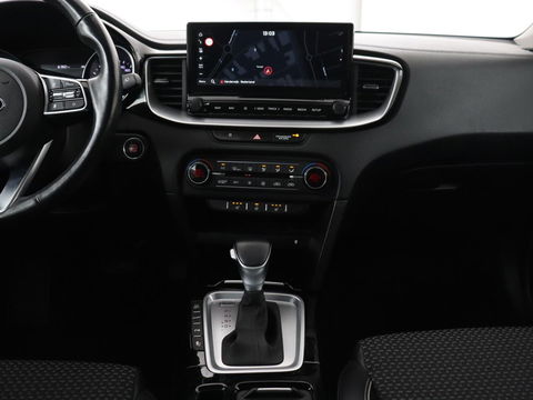 Kia Ceed 1.6 GDI PHEV DynamicPlusLine | Stoel & stuurverwarming | Adaptive cruise | Memory | Camera | Carplay | Full LED | Achterbankverwarming | Navigatie | Keyless