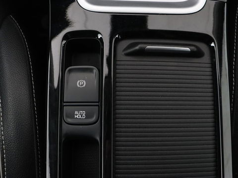 Kia Ceed 1.6 GDI PHEV DynamicPlusLine | Stoel & stuurverwarming | Adaptive cruise | Memory | Camera | Carplay | Full LED | Achterbankverwarming | Navigatie | Keyless