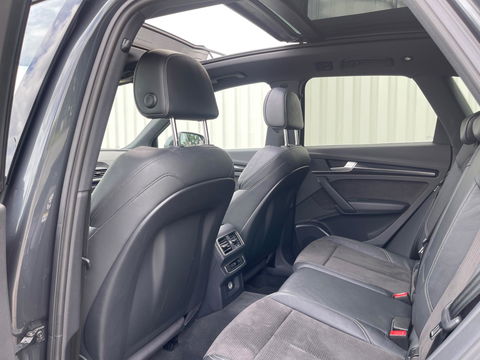 Audi Q5 2.0 TFSI SQ5 QUATTRO UITGEVOERD Panoramadak Led-Xenon Performance uitlaatsystemen