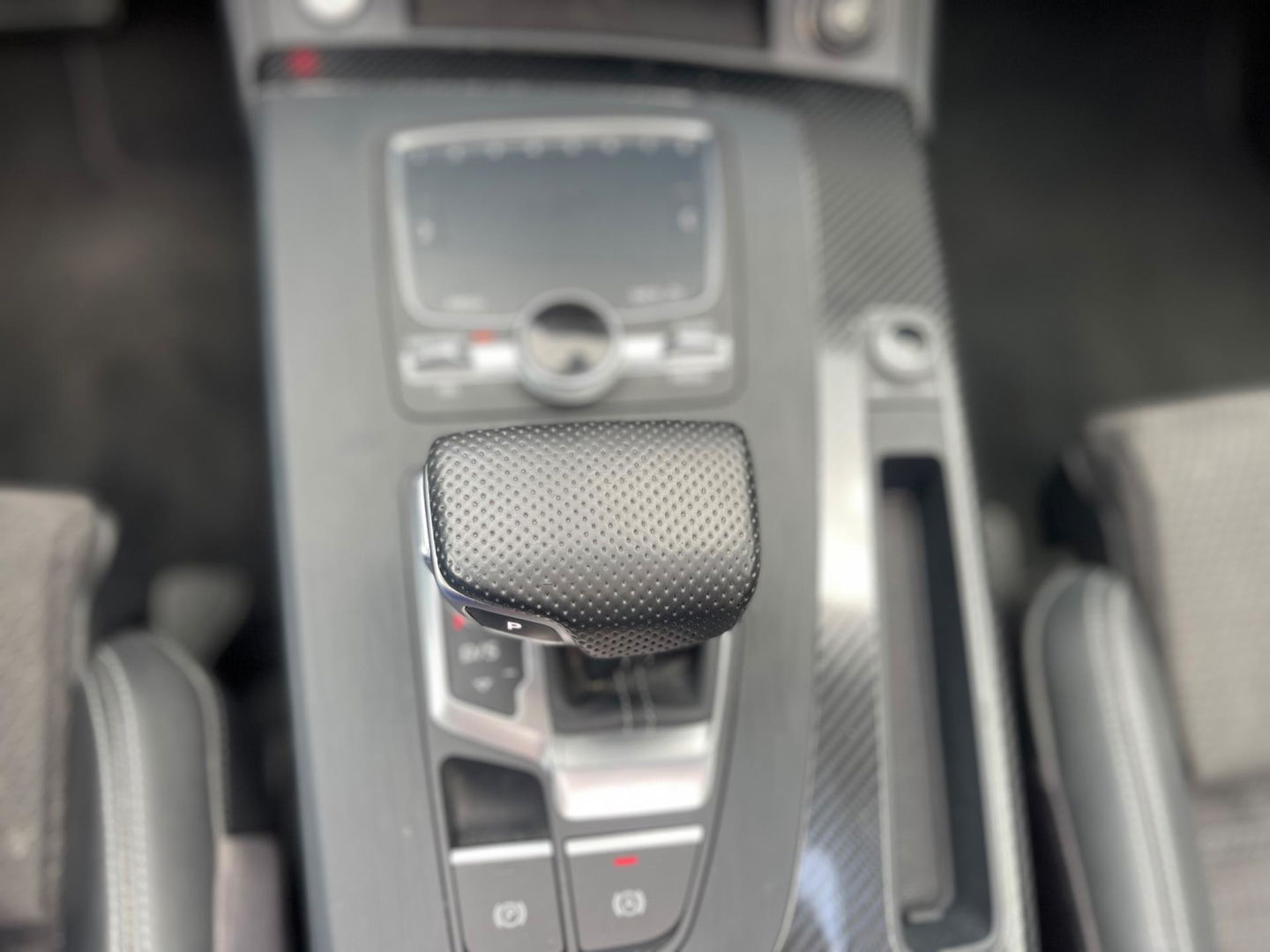Audi Q5 2.0 TFSI SQ5 QUATTRO UITGEVOERD Panoramadak Led-Xenon Performance uitlaatsystemen