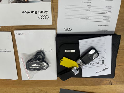 Audi Q5 2.0 TFSI SQ5 QUATTRO UITGEVOERD Panoramadak Led-Xenon Performance uitlaatsystemen