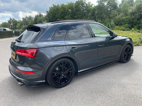 Audi Q5 2.0 TFSI SQ5 QUATTRO UITGEVOERD Panoramadak Led-Xenon Performance uitlaatsystemen
