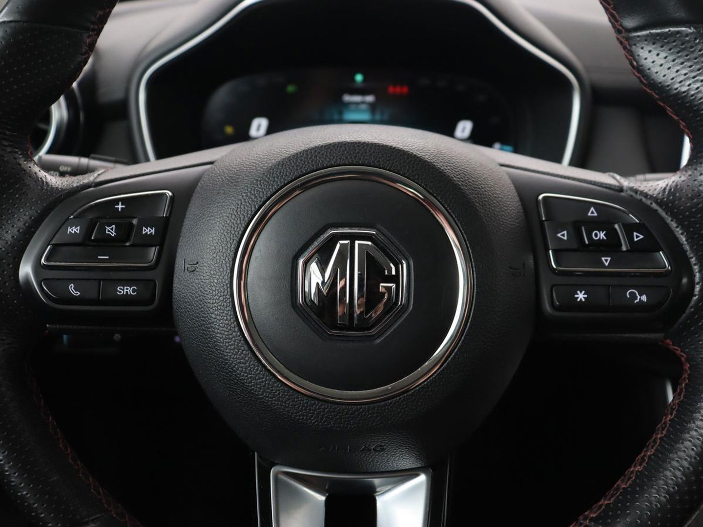 MG EHS 1.5 TGDI Edition1 | Trekhaak | Leder | Stoelverwarming | Adaptive cruise | Camera | Carplay | Keyless