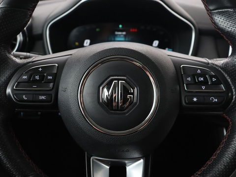 MG EHS 1.5 TGDI Edition1 | Trekhaak | Leder | Stoelverwarming | Adaptive cruise | Camera | Carplay | Keyless