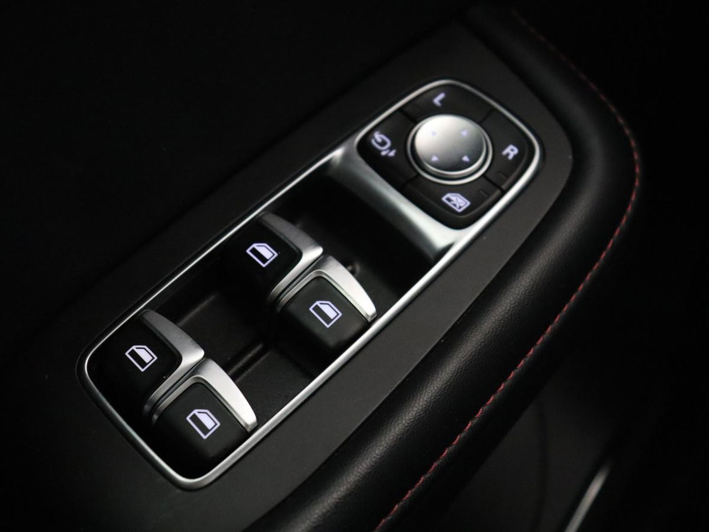 MG EHS 1.5 TGDI Edition1 | Trekhaak | Leder | Stoelverwarming | Adaptive cruise | Camera | Carplay | Keyless