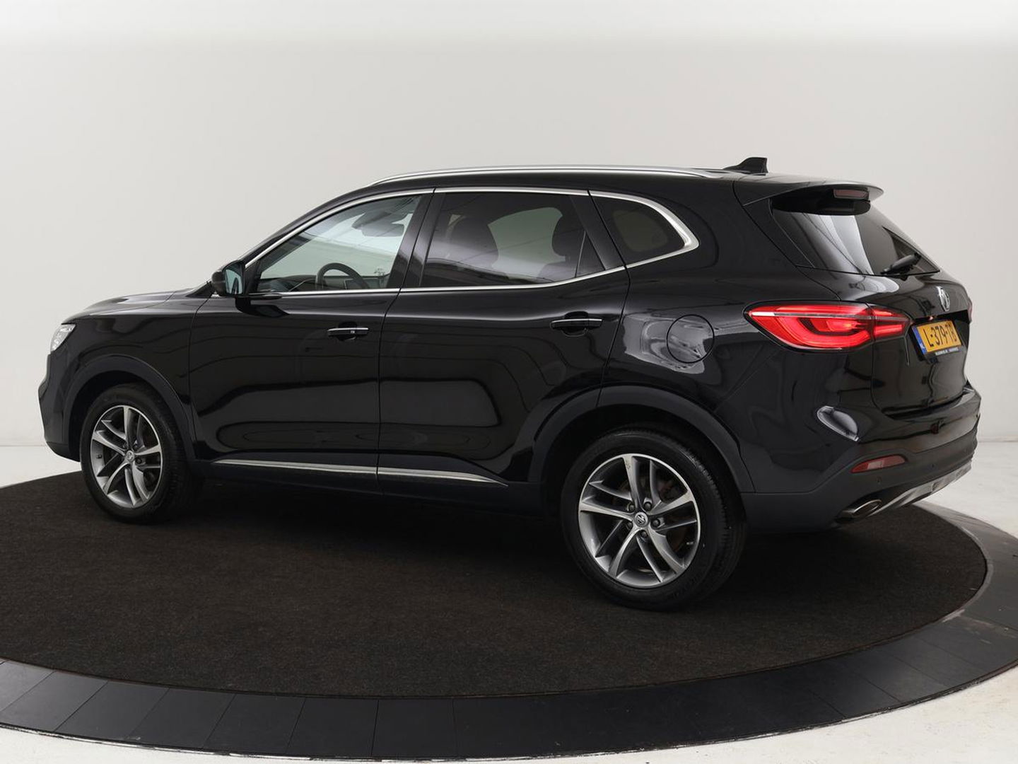 MG EHS 1.5 TGDI Edition1 | Trekhaak | Leder | Stoelverwarming | Adaptive cruise | Camera | Carplay | Keyless
