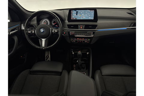 BMW X1 xDrive25e M-Sport 163PK Pano Lazer LED Sfeer Trekhaak Carplay Head-up Camera Virtual Clima Cruise Navi PDC 19''LMV
