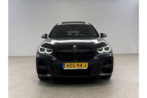 BMW X1 xDrive25e M-Sport 163PK Pano Lazer LED Sfeer Trekhaak Carplay Head-up Camera Virtual Clima Cruise Navi PDC 19''LMV