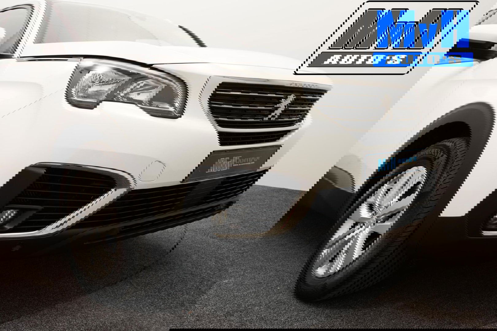 Peugeot 5008 1.2 PureTech Allure 7.Pers|NIEUW DB-RIEM|LEER|TREKH