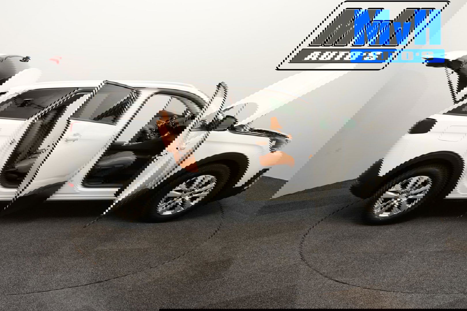 Peugeot 5008 1.2 PureTech Allure 7.Pers|NIEUW DB-RIEM|LEER|TREKH