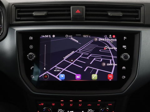 SEAT Arona 1.0 TSI Style Business Intense Plus | Stoelverwarming | Trekhaak | Virtual Cockpit | Adaptive cruise | Carplay | Alcantara | Full LED | Keyless | Navigatie