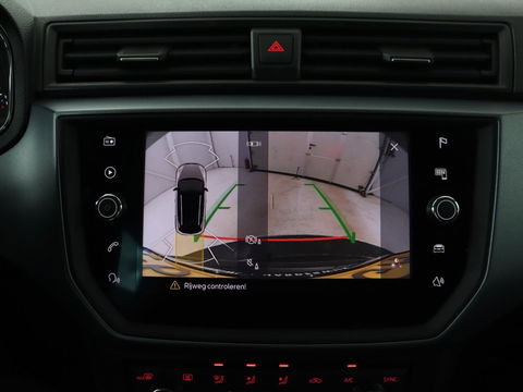 SEAT Arona 1.0 TSI Style Business Intense Plus | Stoelverwarming | Trekhaak | Virtual Cockpit | Adaptive cruise | Carplay | Alcantara | Full LED | Keyless | Navigatie
