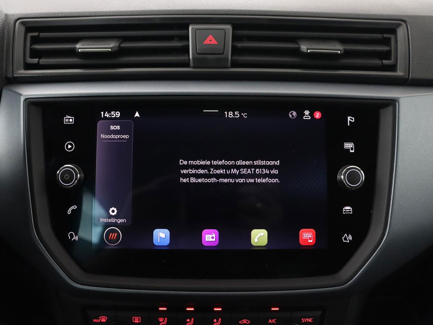 SEAT Arona 1.0 TSI Style Business Intense Plus | Stoelverwarming | Trekhaak | Virtual Cockpit | Adaptive cruise | Carplay | Alcantara | Full LED | Keyless | Navigatie