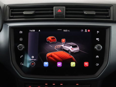 SEAT Arona 1.0 TSI Style Business Intense Plus | Stoelverwarming | Trekhaak | Virtual Cockpit | Adaptive cruise | Carplay | Alcantara | Full LED | Keyless | Navigatie