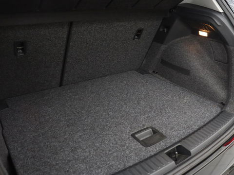 SEAT Arona 1.0 TSI Style Business Intense Plus | Stoelverwarming | Trekhaak | Virtual Cockpit | Adaptive cruise | Carplay | Alcantara | Full LED | Keyless | Navigatie