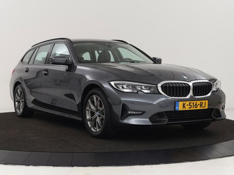 BMW 3 Serie 318i Executive Edition | Sport Line | Trekhaak | Sportstoelen | Carplay | Half leder | Live Cockpit | Navigatie | Climate control | Parkeerhulp