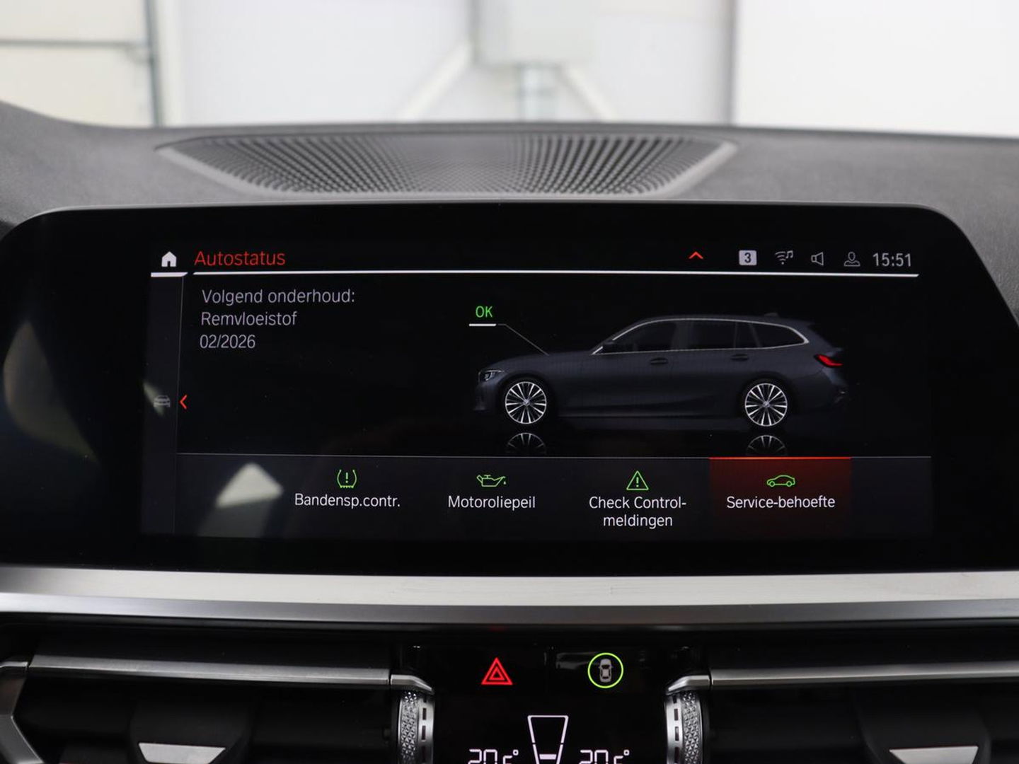 BMW 3 Serie 318i Executive Edition | Sport Line | Trekhaak | Sportstoelen | Carplay | Half leder | Live Cockpit | Navigatie | Climate control | Parkeerhulp