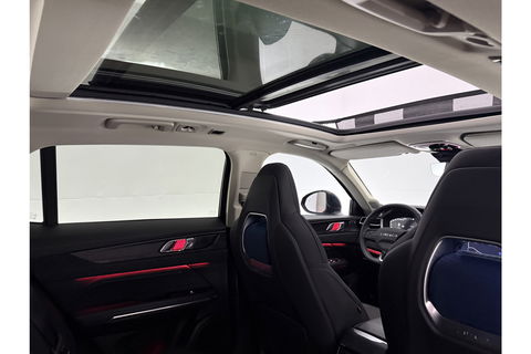 Lynk Co 01 1.5 262PK Pano LED Sfeer 360 Camera Memory ACC Virtual Carplay Clima Navi PDC 20"LMV