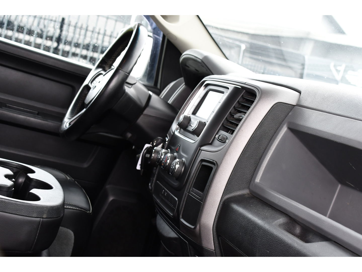 Dodge Ram 1500 5.7 V8 4x4 Quad Cab 6'4 Camera, Cruise, 402pk, Automaat, Leder, Stoelverwarming, Trekhaak, Multimedia, Uniek!
