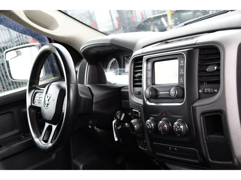 Dodge Ram 1500 5.7 V8 4x4 Quad Cab 6'4 Camera, Cruise, 402pk, Automaat, Leder, Stoelverwarming, Trekhaak, Multimedia, Uniek!