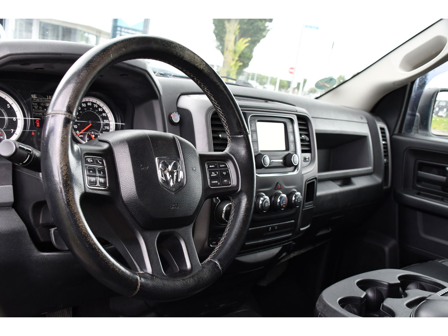 Dodge Ram 1500 5.7 V8 4x4 Quad Cab 6'4 Camera, Cruise, 402pk, Automaat, Leder, Stoelverwarming, Trekhaak, Multimedia, Uniek!
