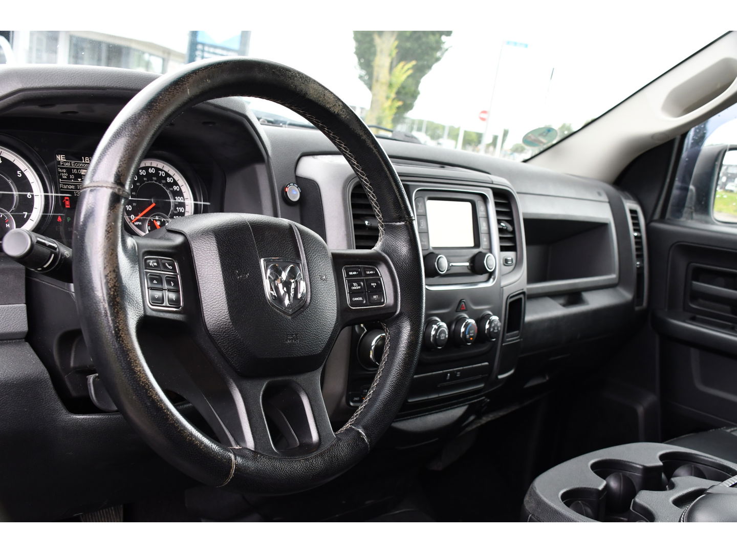 Dodge Ram 1500 5.7 V8 4x4 Quad Cab 6'4 Camera, Cruise, 402pk, Automaat, Leder, Stoelverwarming, Trekhaak, Multimedia, Uniek!