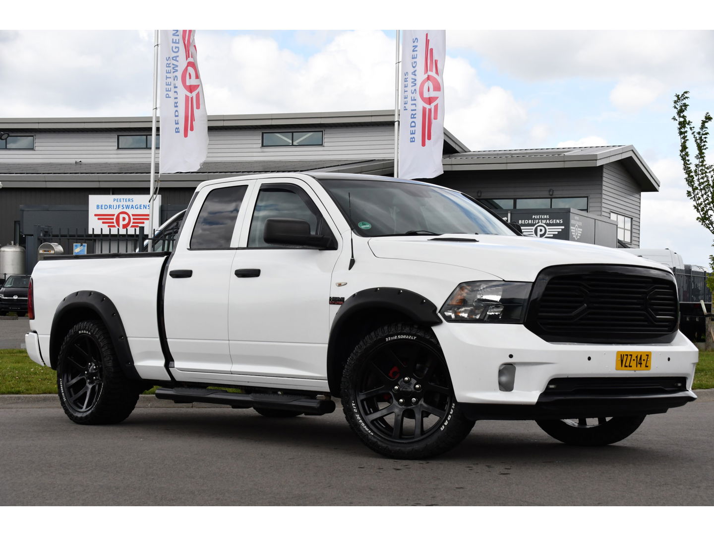 Dodge Ram 1500 5.7 V8 4x4 Quad Cab 6'4 Camera, Cruise, 402pk, Automaat, Leder, Stoelverwarming, Trekhaak, Multimedia, Uniek!