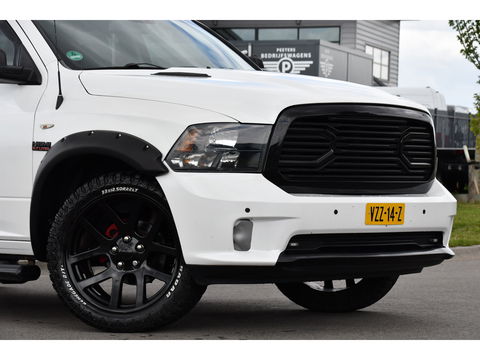 Dodge Ram 1500 5.7 V8 4x4 Quad Cab 6'4 Camera, Cruise, 402pk, Automaat, Leder, Stoelverwarming, Trekhaak, Multimedia, Uniek!