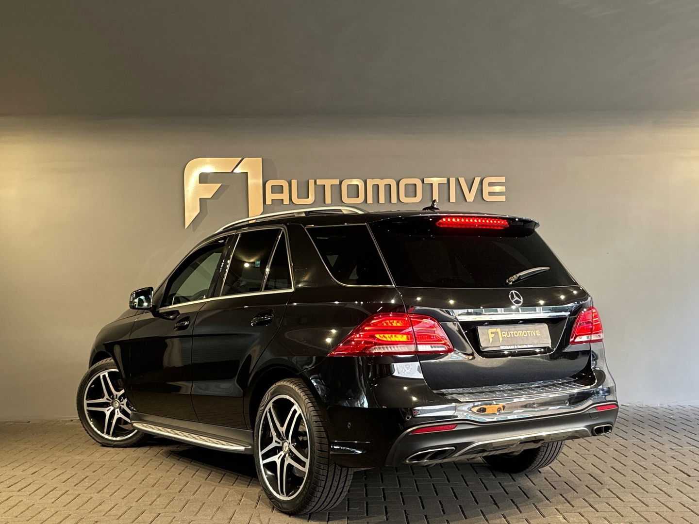 Mercedes-Benz GLE 400 4M AMG Pano|Memory|360Cam|Trekhaak