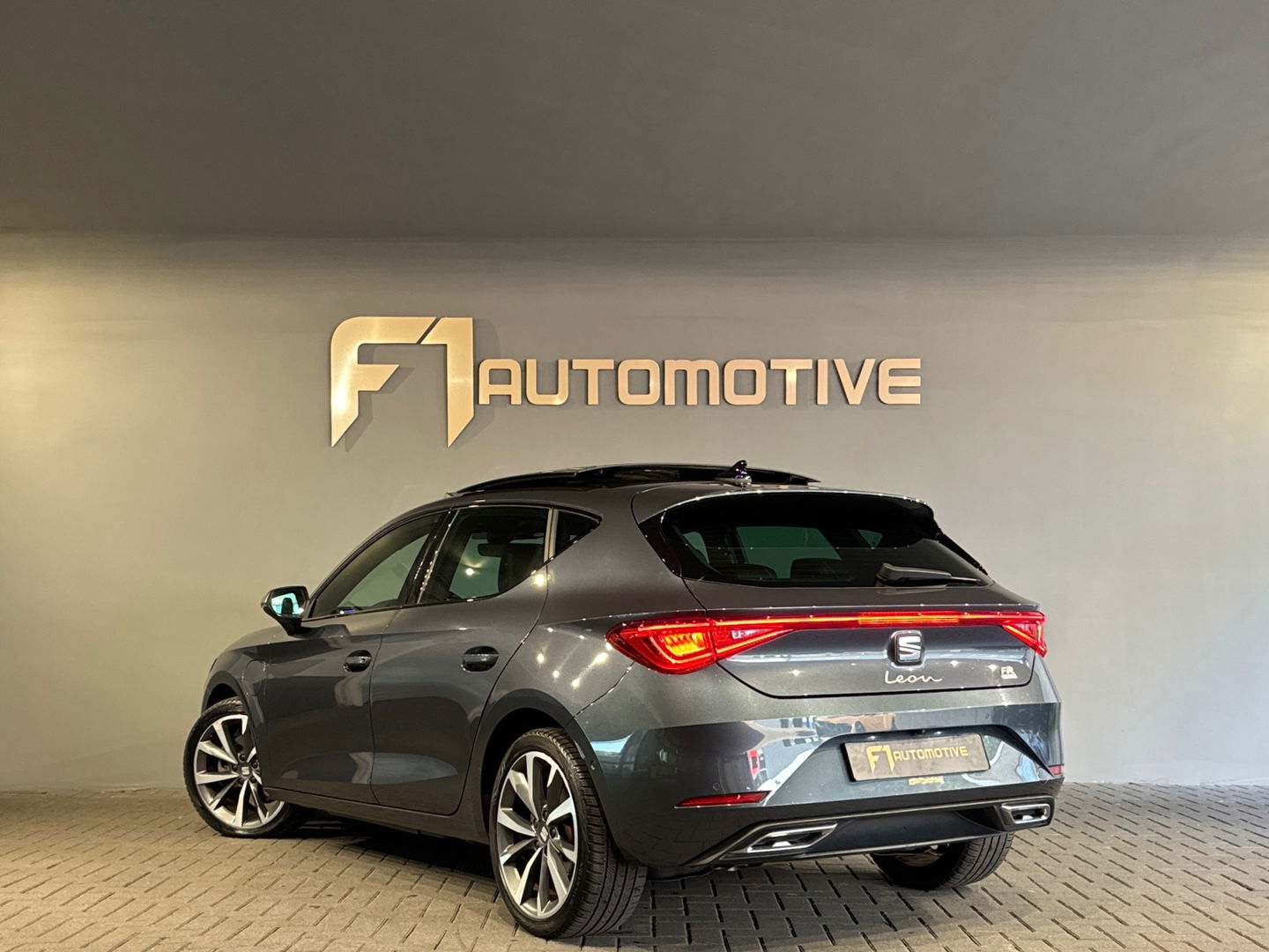 SEAT Leon 1.4 TSI eHybrid PHEV FR Pano|Sfeer|Memory|Keyless