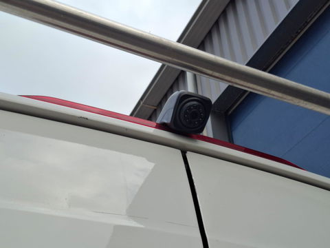 Volkswagen Crafter 35 2.0 TDI L3H3 Trendline IMPERIAL  / TREKHAAK / EURO 6 / NAP / CAMERA