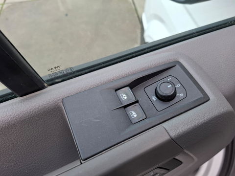 Volkswagen Crafter 35 2.0 TDI L3H3 Trendline IMPERIAL  / TREKHAAK / EURO 6 / NAP / CAMERA