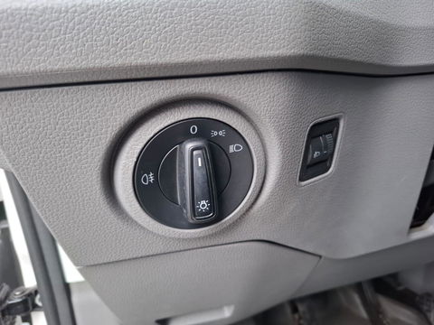 Volkswagen Crafter 35 2.0 TDI L3H3 Trendline IMPERIAL  / TREKHAAK / EURO 6 / NAP / CAMERA