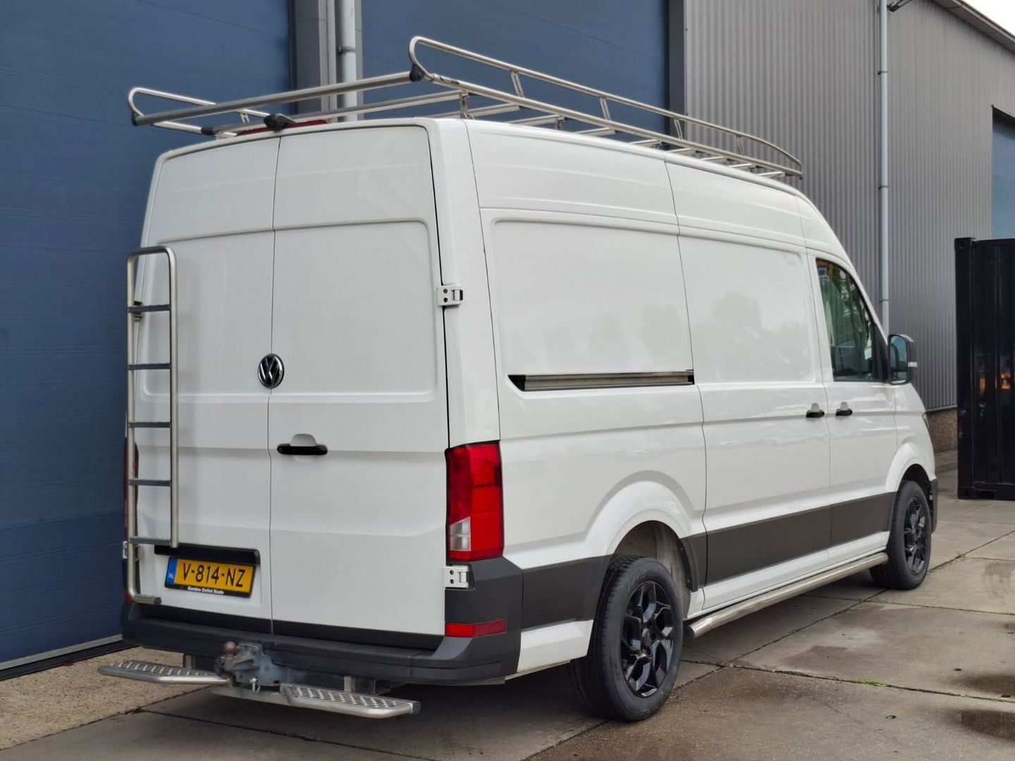 Volkswagen Crafter 35 2.0 TDI L3H3 Trendline IMPERIAL  / TREKHAAK / EURO 6 / NAP / CAMERA